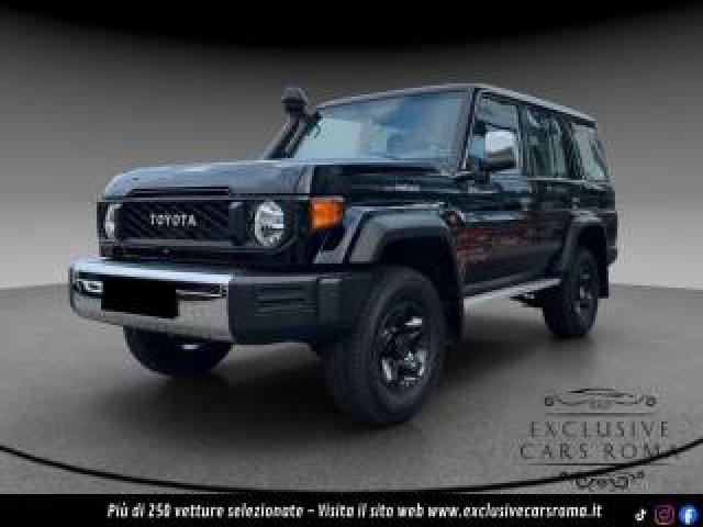 Toyota Land Cruiser Grj 76 Lx - Black  