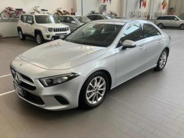 Mercedes Benz A 200 Sedan Automatic Executive 7g Tronic 