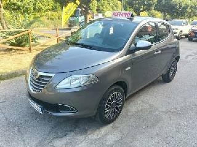 Lancia Ypsilon 0.9 Twinair 85 Cv 5 Porte Metano Ecochic Gold 