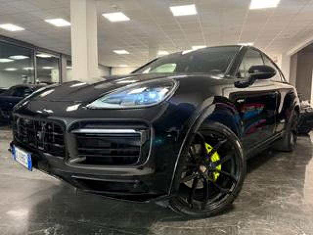 Porsche Cayenne 3.0 V6 E-Hybrid Sport Design / Phasm / Chrono 
