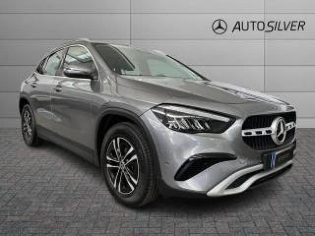 Mercedes Benz Gla 180 D Automatic Progressive Advanced Auto 