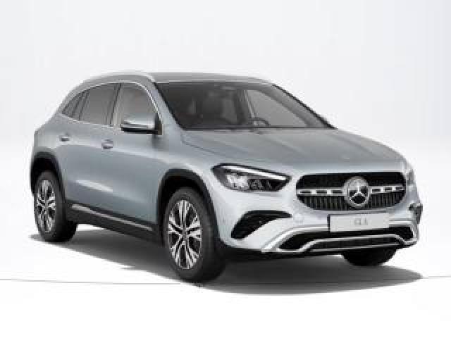 Mercedes Benz Gla 200 D Automatic Progressive Advanced 