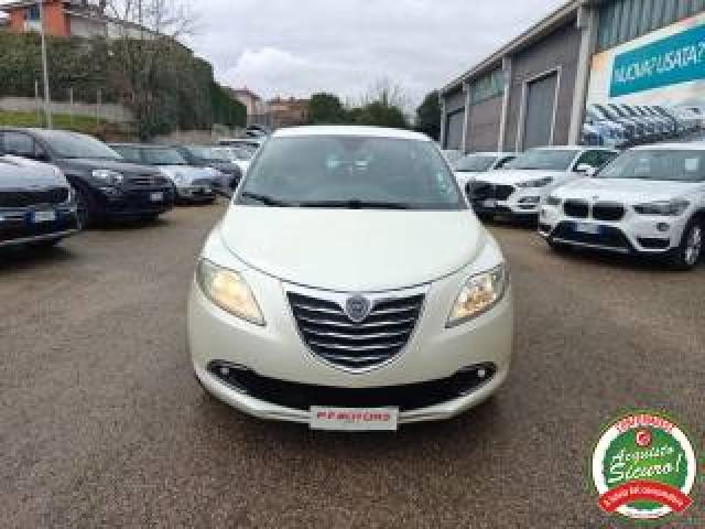 Lancia Ypsilon 1.3 Mjt 16v 95 Cv 5 Porte S&s Platinum 