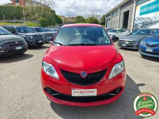 Lancia Ypsilon 1.2 69 Cv 5 Porte Gold 