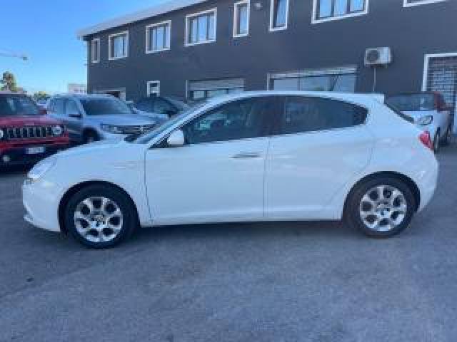 Alfa Romeo Giulietta 1.6 Jtdm-2 105 Cv Distinctive 