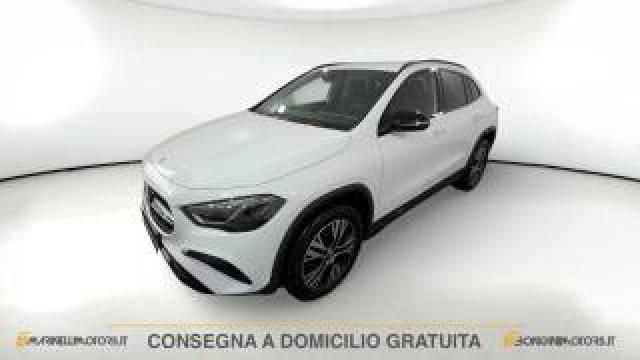 Mercedes Benz Gla 200 D Advanced 4 Matic Auto 