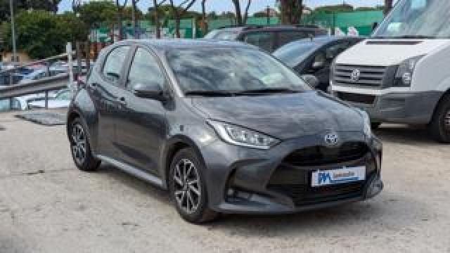 Toyota Yaris Hybrid 1.5cc 92cv 