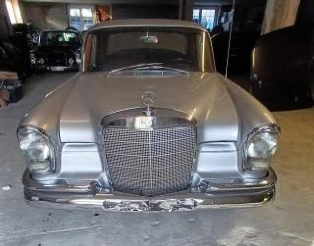 Mercedes Benz 220 S  