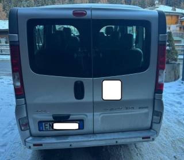 Opel Vivaro 27 2.0 Cdti 120cv    9 Posti 