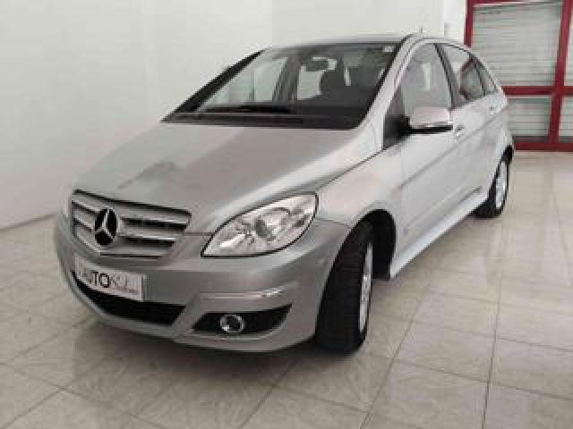 Mercedes Benz B 200 Cdi Premium 