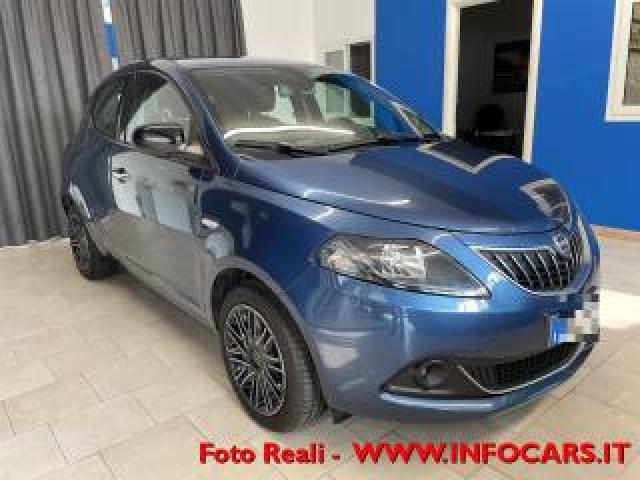 Lancia Ypsilon 1.0 Firefly 5 Porte S&s Hybrid Ecochic Gold Promo 