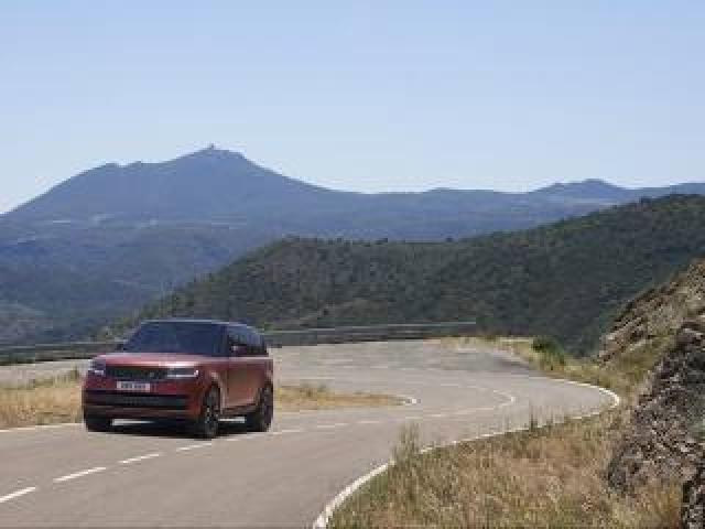 Land Rover Range Rover 5 Dr Suv Swbd250 Awd Auto Hse *iva Espsota 