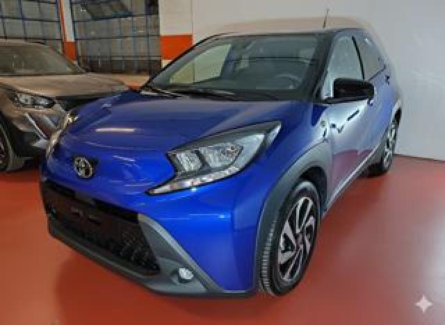 Toyota Aygo X 1.0 Vvt-I 72cv 5 Porte Trend + R17+ Telecamera 