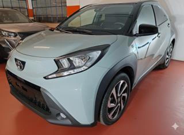 Toyota Aygo X 1.0 Vvt-I 72cv 5 Porte Trend + R17+telecamera 