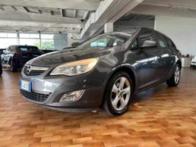 Opel Astra Sports Tourer 