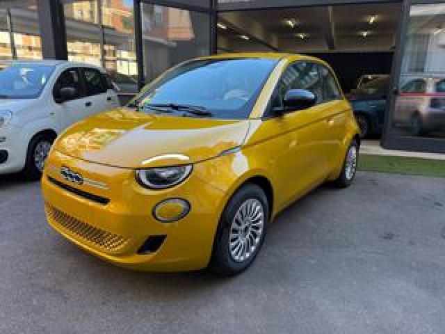Fiat 500 Berlina Hybrid Pop 