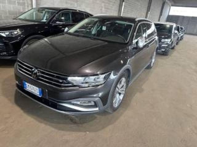 Volkswagen Passat Alltrack 2.0 Tdi 200 Cv 4motion Dsg 18 Keyless Dcc Camera+ 