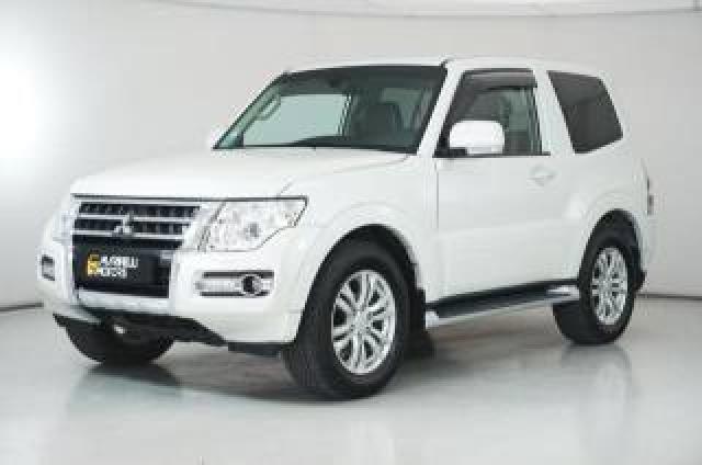 Mitsubishi Pajero 3p 3.2 200cv Aut. Intense 