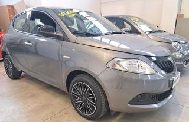 Lancia Ypsilon 1.0 Firefly 5 Porte S&s Hybrid 
