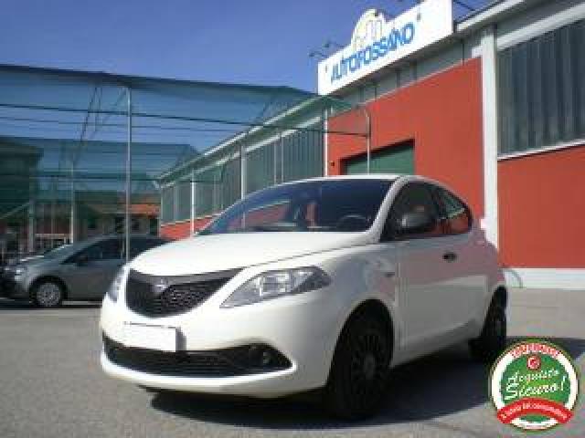 Lancia Ypsilon 1.0 Firefly 5 Porte S&s Hybrid Silver 