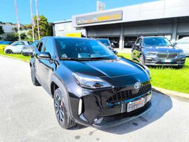 Toyota Yaris Cross 1.5 Hybrid 5p. E-Cvt Awd-I Business 