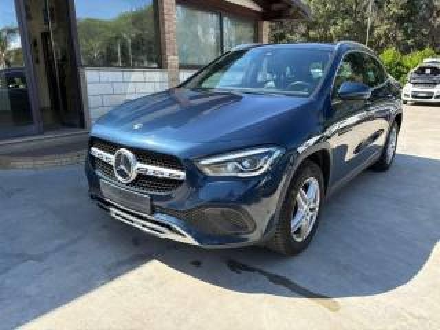 Mercedes Benz Gla 200 D Automatic  