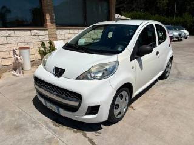 Peugeot 107 1.0 68cv 5p.  