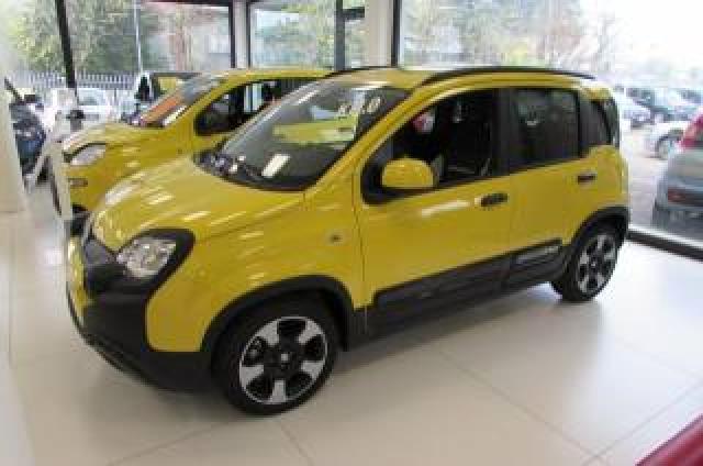 Fiat Panda 1.0 Firefly 70cv S&s Hybrid Pandina Km.zero 