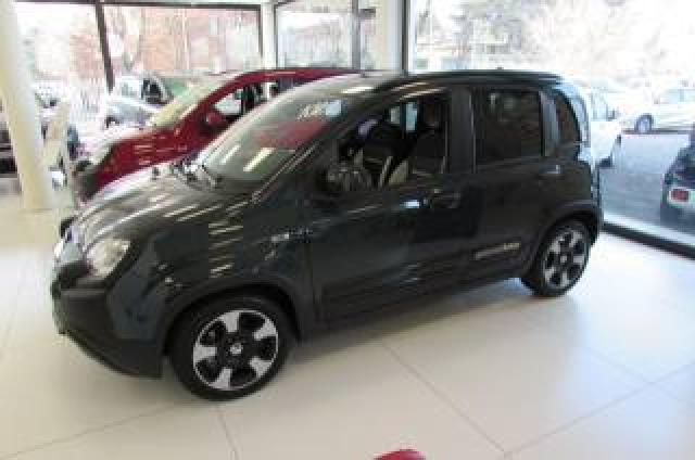 Fiat Panda 1.0 Firefly 70cv S&s Hybrid Pandina Km.zero 