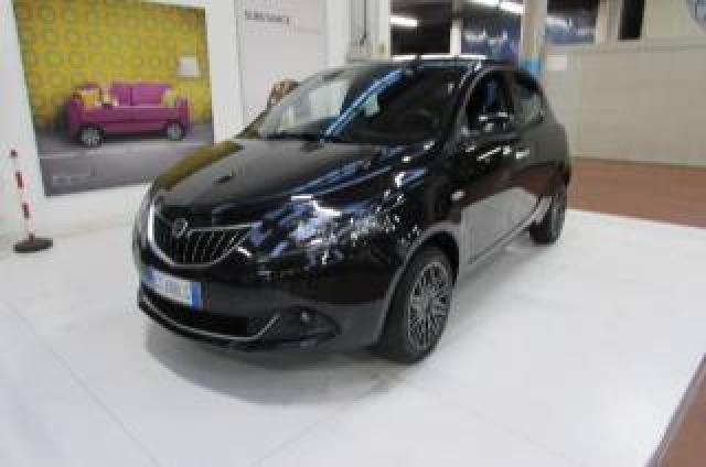 Lancia Ypsilon 1.0 Firefly 70cv 5 Porte S&s Hybrid Ecochic Gold 
