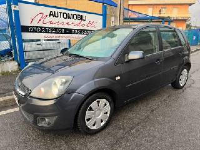 Ford Fiesta 1.4 16v Aut. 5p. Automatica 
