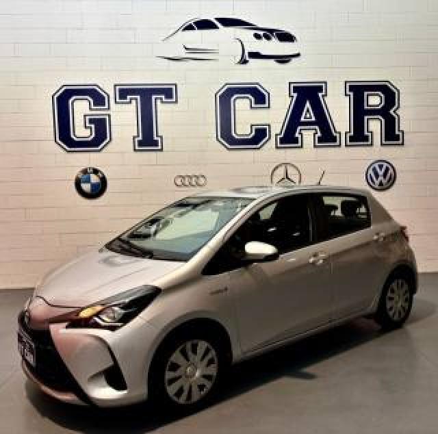 Toyota Yaris 1.5 Hybrid 5 Porte Trend 'Grey Edition' 