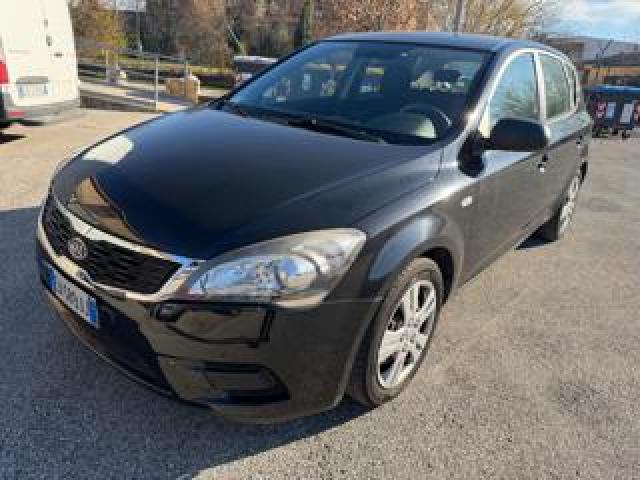 Kia Cee'D 117,150km 1.4 90cv 5p. Ex  Nessun Lavoro Da Fare 