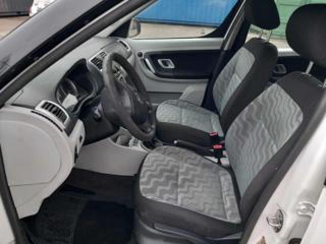 Skoda Roomster 1.4 16v Scout Gpline Senza Nessun Lavoro Da Fare 