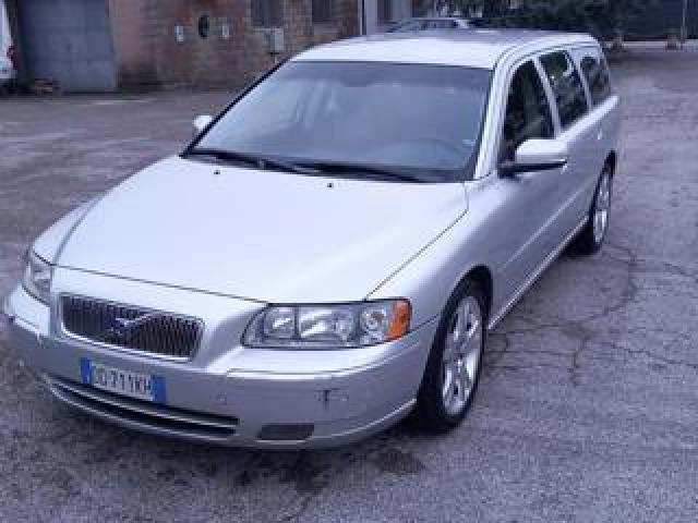 Volvo V70 2.4 D5 20v 