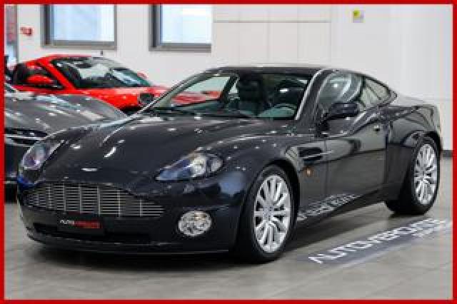 Aston Martin V12 Vanquish Coupé Service Book - Grigio Medio 