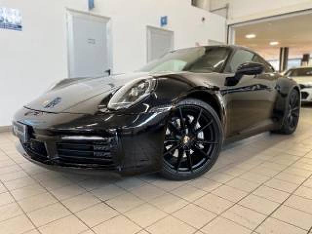 Porsche 992 Carrera 4 //total Black// 