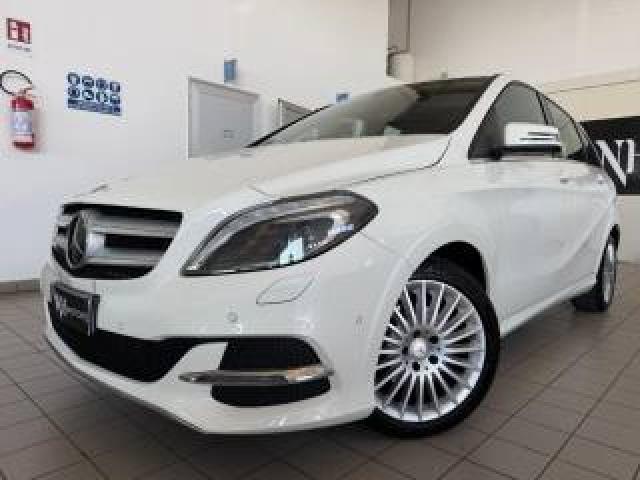 Mercedes Benz B 200 C Sport //led//navi//automatica// 