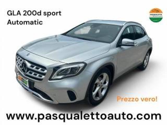 Mercedes Benz Gla 200 D Automatic Sport 