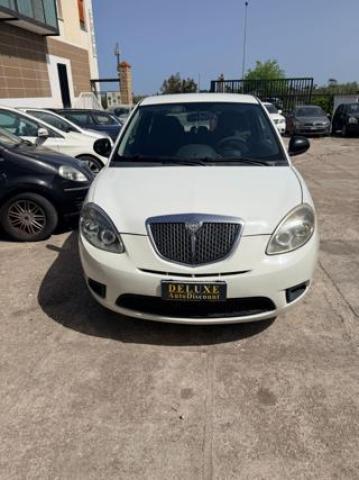 Lancia Ypsilon 1.2 Argento 