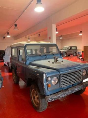 Land Rover Defender 90 Diesel 