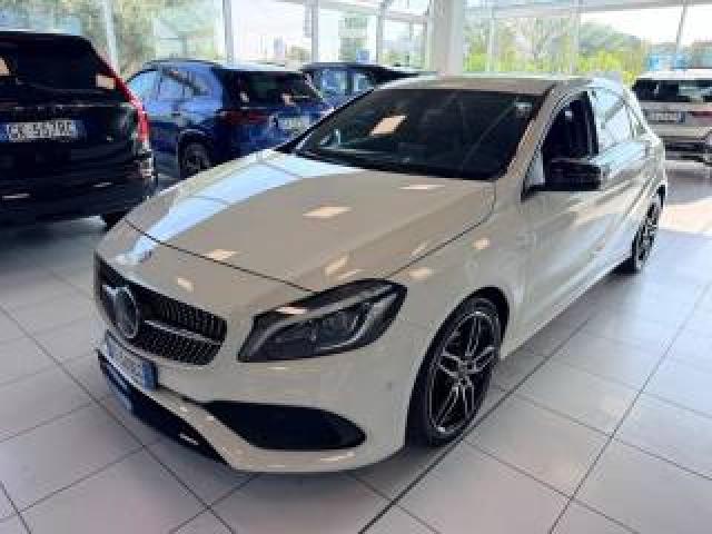 Mercedes Benz A 200 D Automatic 4matic Premium Amg 