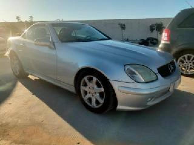 Mercedes Benz