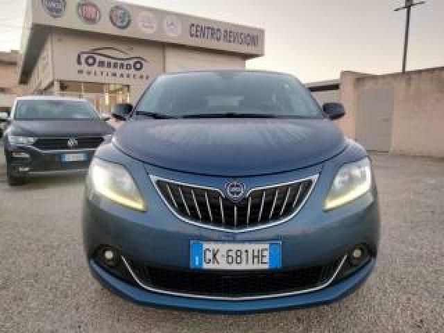 Lancia Ypsilon 1.0 Firefly 5 Porte S&s Hybrid Ecochic Gold 
