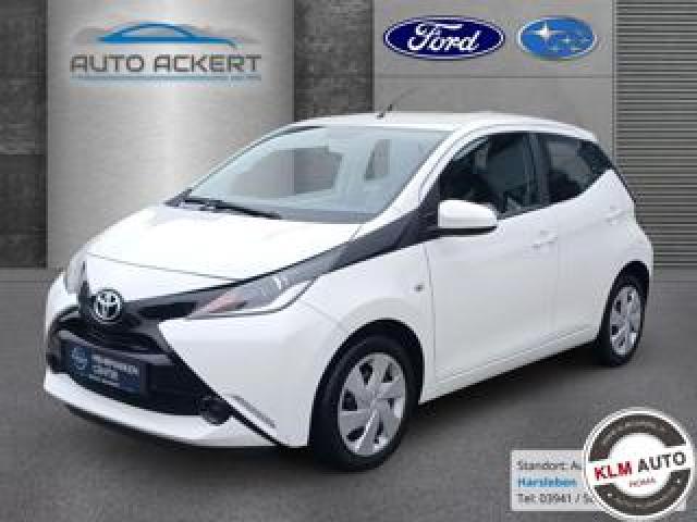 Toyota Aygo 1.0 Vvt-I 72 Cv 5 Porte X-Play Automatik 