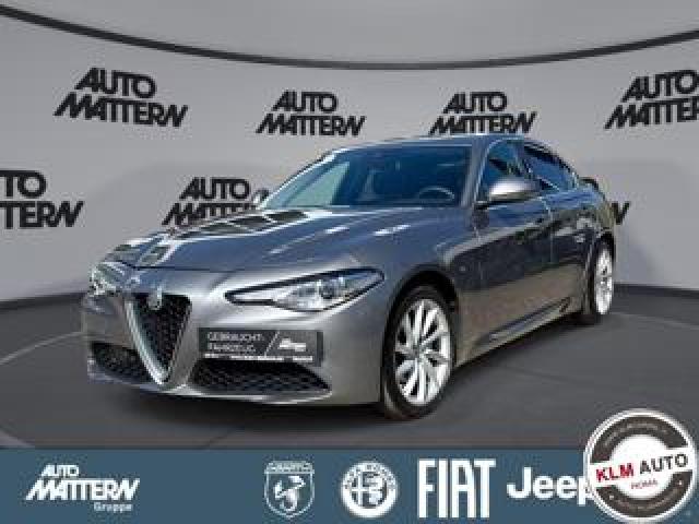 Alfa Romeo Giulia 2.0 Turbo 200 Cv At8 Executive 