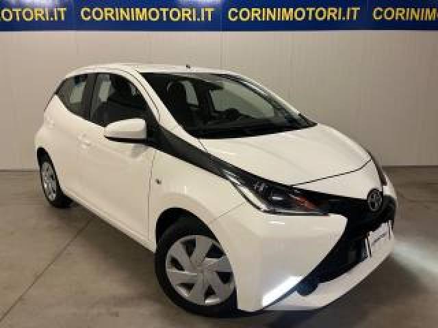 Toyota Aygo 1.0 Vvt-I 69 Cv 5 Porte X-Play 