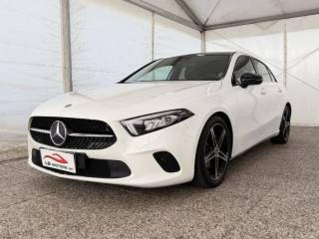 Mercedes Benz A 200 D Automatic Sport 