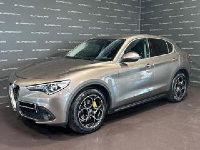 Alfa Romeo Stelvio 2.2 Turbodiesel 180 Cv At8 Executive 