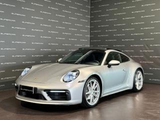 Porsche 911 Carrera 